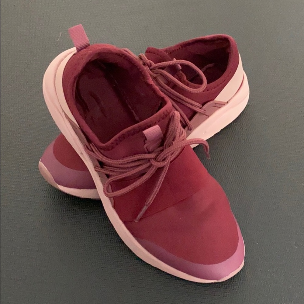 Fabletics Zuma Studio Sneaker